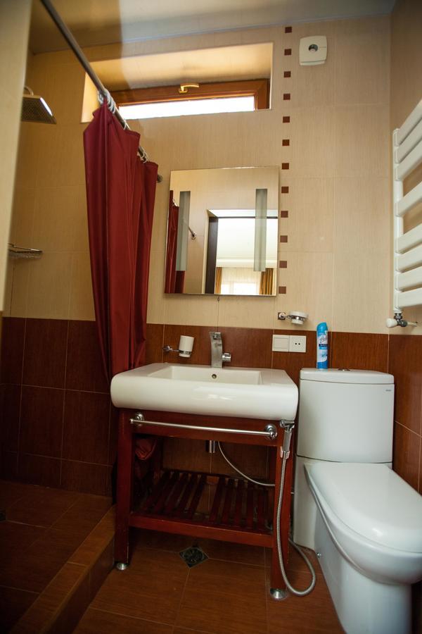 Hotel 4You Tbilisi Exterior foto